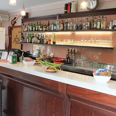 安蒂科卡菲德尔摩罗旅馆 招待所 *